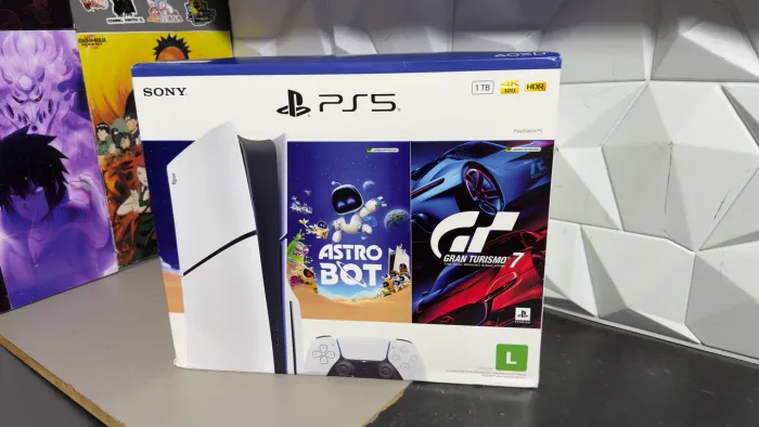 PS5 Slim 1TB Mídia Física - LACRADO R$ 4.199