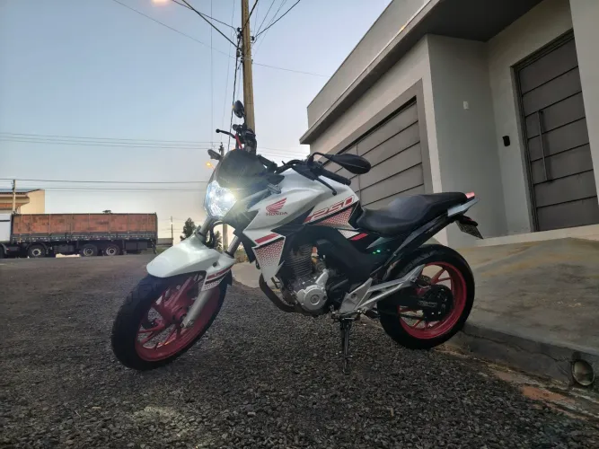 HONDA CB250F 2022