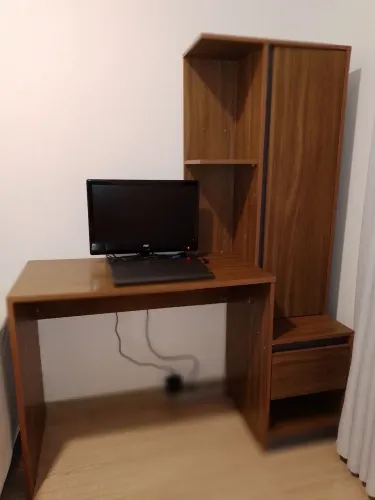 Escrivaninha com estante livreiro 1 Porta e 1 Gaveta