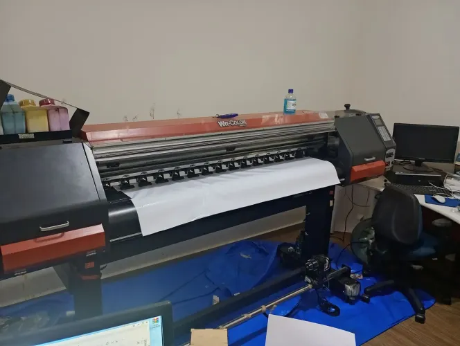 Plotter de solvente 1,40 mts