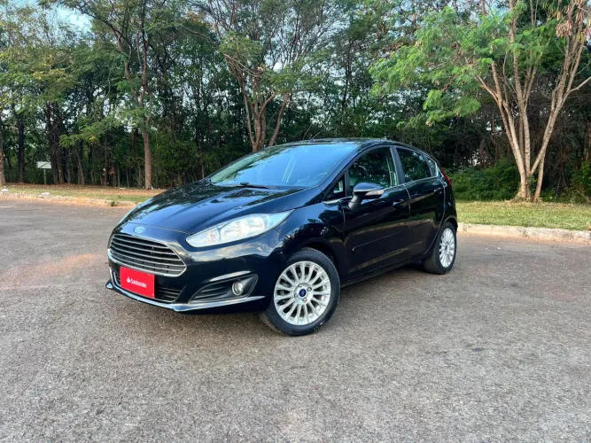 Ford Fiesta Titanium 1.6 16V Flex Mec. 2014