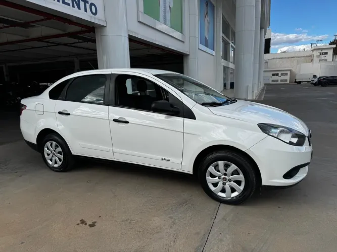 Fiat Grand Siena 1.4 EVO Flex 8V 4P 2021