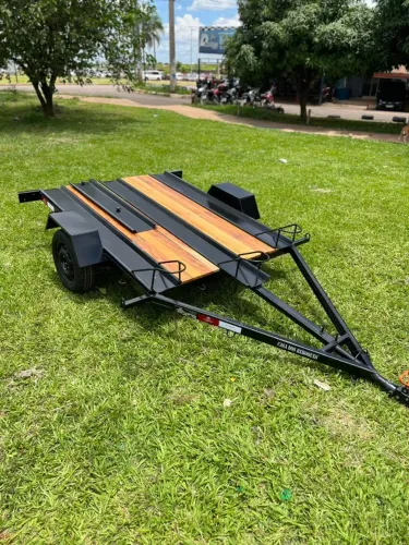 Carretinha Para 3 Motos | Disponível - reboques.