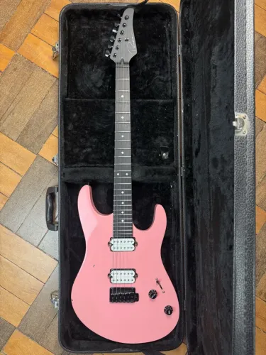 Guitarra Peruzzo Modern