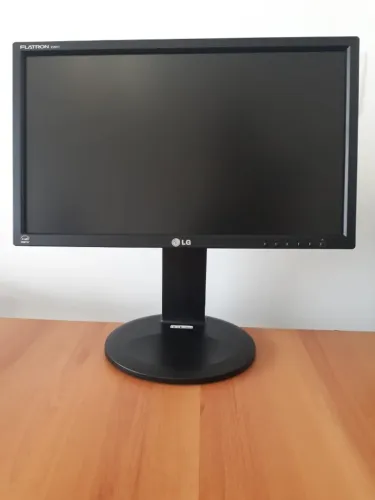 Monitor ergonômico vira vertical e horizontal e ajuste de altura