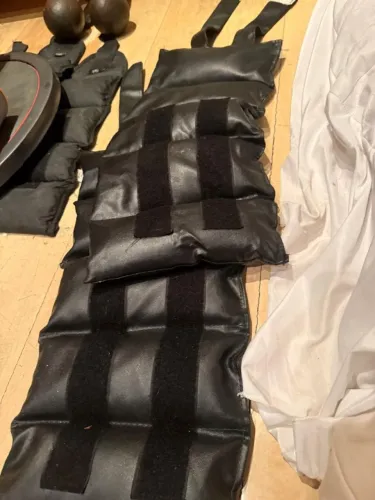 Par de Caneleiras de Peso 10kg Cada (20kg Total) - Treino de Pernas e Funcional