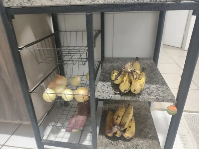 Fruteira em perfeito estado