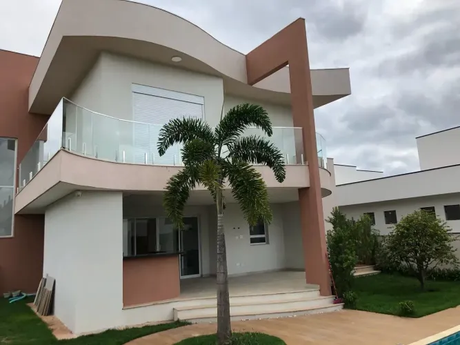 Imóvel para venda possui 460 metros quadrados com 3 quartos em Ninho Verde II - Pardinho -
