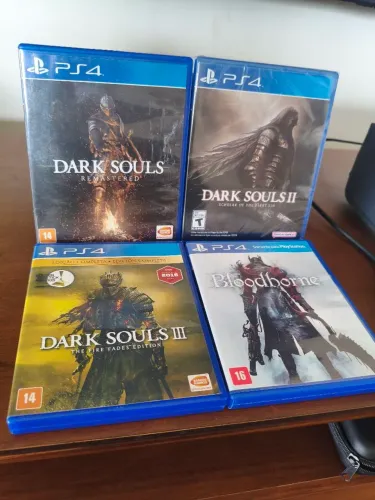 Souls like 4 jogos 1 lacrado
