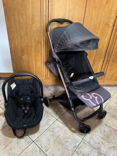 Carrinho e Bebê Conforto Galzerano