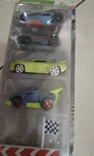 kit com 4 carrinho de metal polistil com acessórios