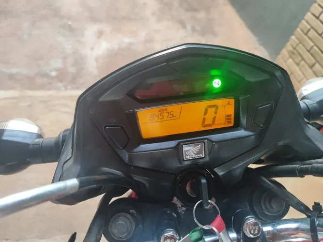 Vende- se moto 160 start 