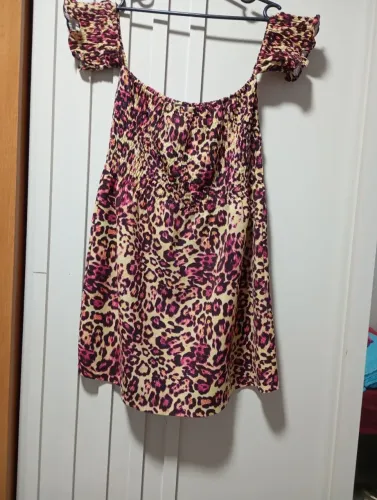 Vestido ombro a ombro