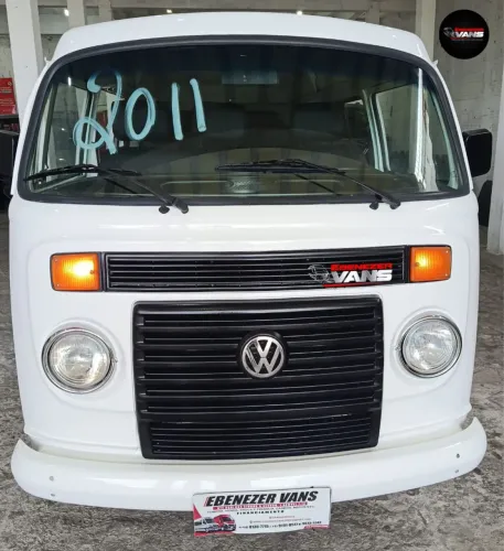 Volkswagen Kombi Lotação 1.4 MI Total Flex 8V 2011