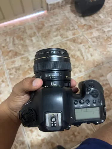 Câmera 6d MARK 2 troco por lente 70 200