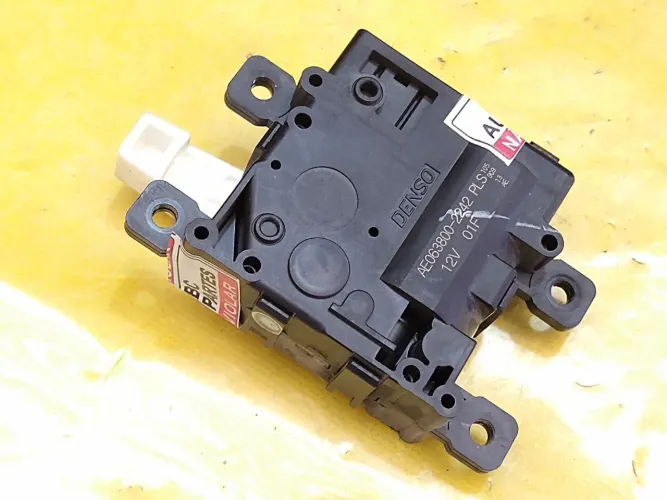 Motor Atuador Sensor Ar Condicionado Corolla Cross 2023 -01f