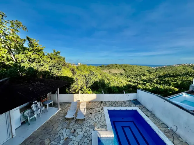 CASA COM VISTA MAR NO CONDOMÍNIO OCEANIS