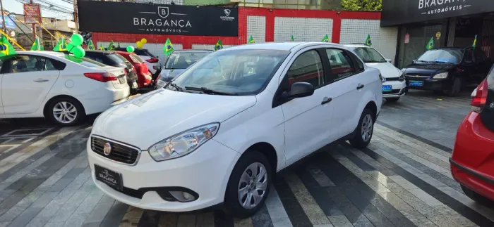 Fiat Grand Siena Attractive 1.0 Flex 8V 4P 2019