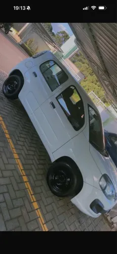 Fiat Uno Attractive 1.0 EVO Fire Flex 8V 5P 2019