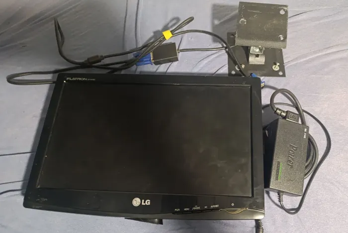 Monitor LG Flatron W1643C