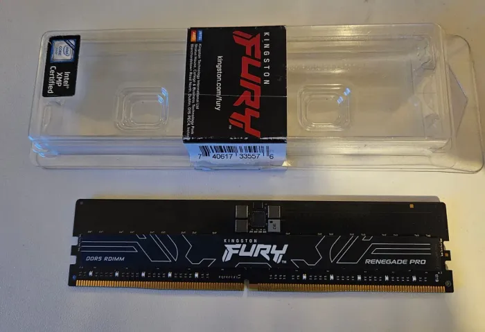 Memoria DDR5 32GB Kingston RDIMM ECC Server