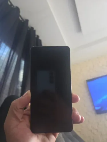 Vendo s26 ultra 6.mil avista 7mil no cartão de crédito dividido 3 meses de uso