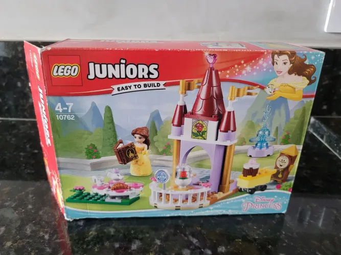 LEGO Juniors - Princesas Bela e Mini Castelo - 10762