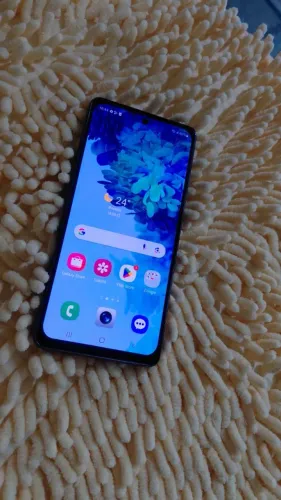 Samsung s20FE