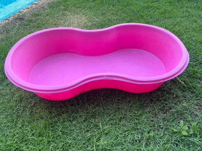 Piscina banheira modelo feijão 