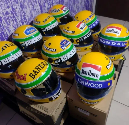 Vendo capacete SENNA vários tamanhos e modelos novos na caixa