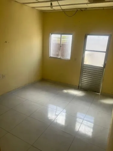 Alugo casa no tomba