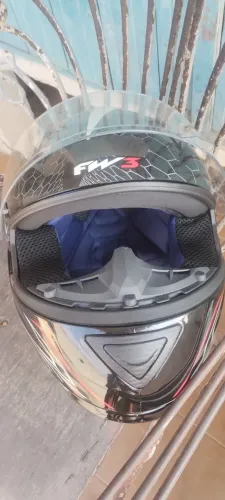 capacete nunca usado 250