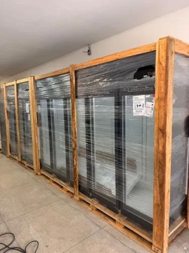 Balcão auto serviço 5 portas - lançamento da marca fricon - para produtos refrigerados