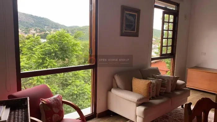 Open house vende - Casa Ubá v