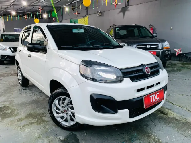 Fiat Uno Attractive 1.0 EVO Fire Flex 8V 5P 2021