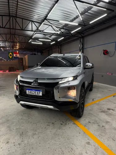 Mitsubishi L200 Triton Sport HPE-S 2.4 CD Dies. AUT 2023