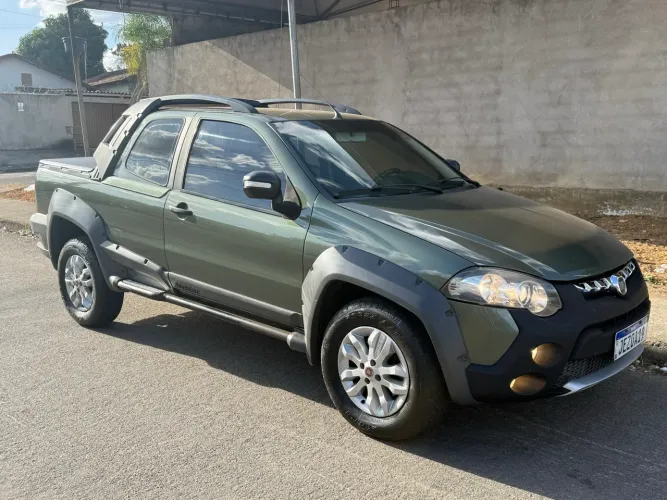 Fiat Strada Adventure1.8/ 1.8 Locker Flex CD 2013