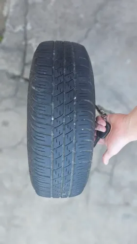Pneu aro 14 175/65 Pirelli