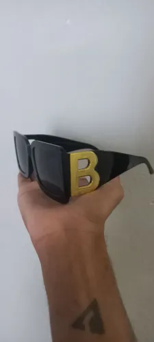 Oculos de sol Burberry Frith BE