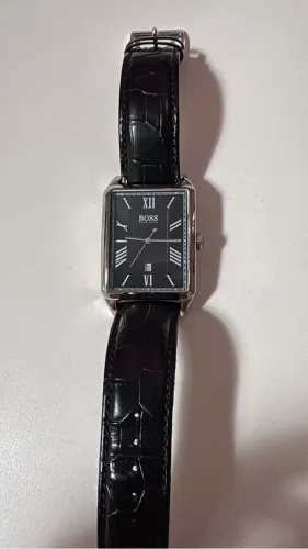 Relógio BOSS social, pulseira de couro legítimo! Estado de novo! 