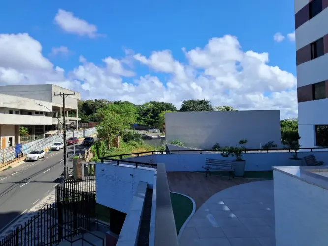 Imóvel para aluguel possui 78 metros quadrados com 3 quartos em Stiep - Salvador - BA