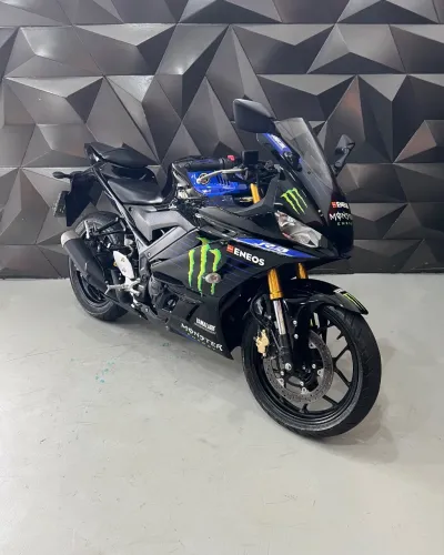 YZF R3 MONSTER