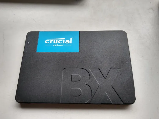 SSD Crucial 240GB
