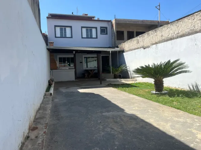 Vendo linda edícula em Sorocaba
