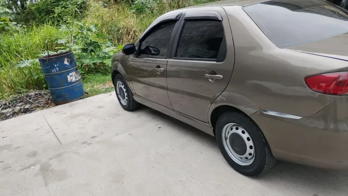 Fiat Siena EL 1.0 MPI Fire Flex 8V 4P 2015