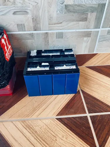 BATERIA DE LÍTIO 100Ah 13.8v