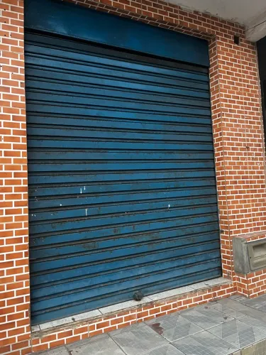 Aluga-se ponto comercial é uma casa 