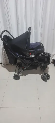 CARRINHO DE BEBÊ COM BEBÊ CONFORTO COSCO