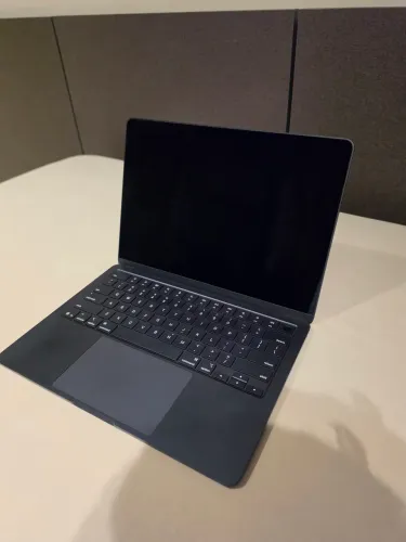 Macbook Air M4 13" 256GB 16GB RAM