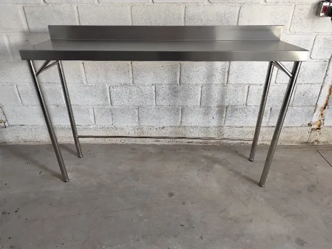 Bancada inox c/ espelho contraventada 2,20×0,70×0,90 (tampo 22#) 